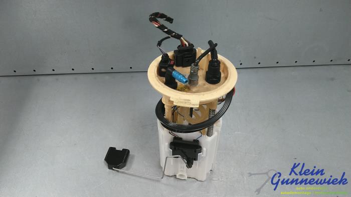 Gebruikte Tank element Pomp Volkswagen Touran Prijs € 90,00 Margeregeling aangeboden door Klein Gunnewiek Autodemontage & Motorentechniek