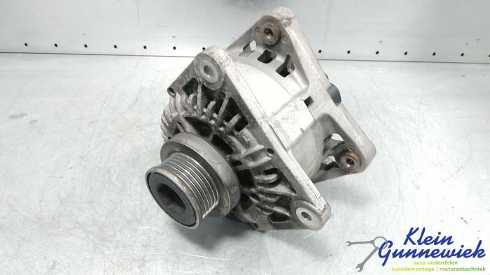 Gebruikte Dynamo Renault Megane Scenic Prijs € 45,00 Margeregeling aangeboden door Klein Gunnewiek Autodemontage & Motorentechniek