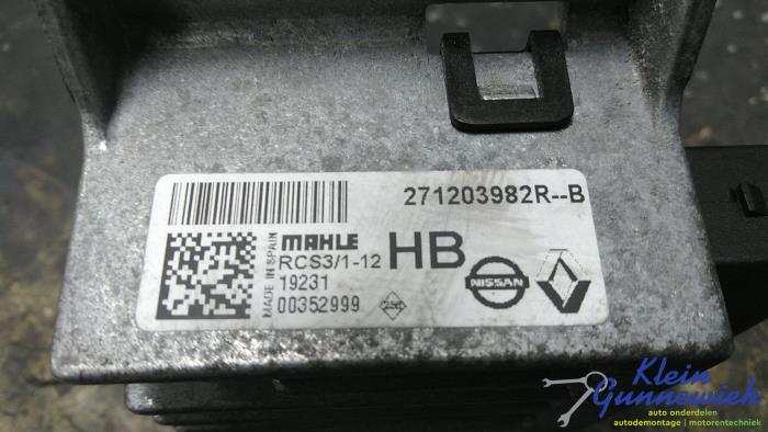 Gebruikte Koeling Module Renault Master Prijs € 27,00 Margeregeling aangeboden door Klein Gunnewiek Autodemontage & Motorentechniek