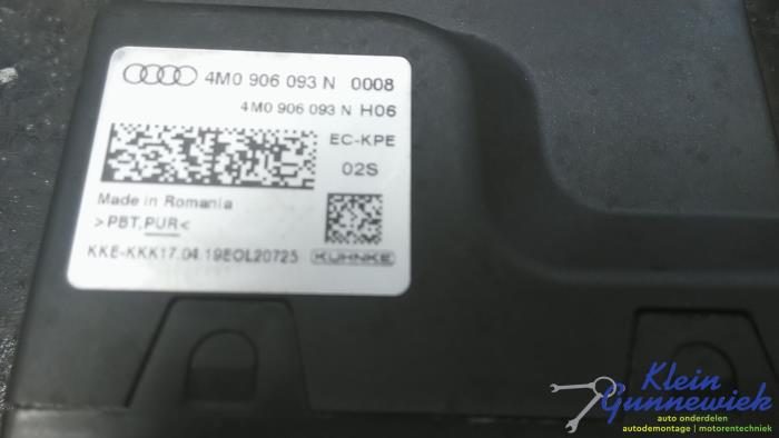 Gebruikte Brandstofpomp module Porsche Cayenne Prijs € 52,00 Margeregeling aangeboden door Klein Gunnewiek Autodemontage & Motorentechniek