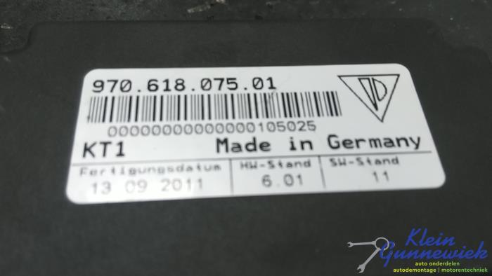 Gebruikte Computer Diversen Porsche Panamera Prijs € 45,00 Margeregeling aangeboden door Klein Gunnewiek Autodemontage & Motorentechniek