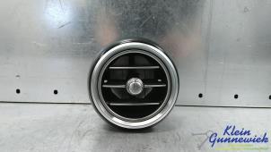 Gebruikte Luchtrooster Dashboard Mercedes GLC-Klasse Prijs € 35,00 Margeregeling aangeboden door Klein Gunnewiek Autodemontage & Motorentechniek