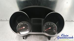 Gebruikte Cockpit Mercedes GLC-Klasse Prijs € 345,00 Margeregeling aangeboden door Klein Gunnewiek Autodemontage & Motorentechniek