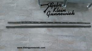 Gebruikte Sideskirt rechts Volkswagen Golf Prijs € 75,00 Margeregeling aangeboden door Gebr.Klein Gunnewiek Ho.BV