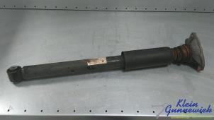 Gebruikte Schokdemper rechts-achter BMW 2-Serie Prijs € 35,00 Margeregeling aangeboden door Klein Gunnewiek Autodemontage & Motorentechniek
