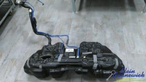 Gebruikte Tank Mercedes GLC-Klasse Prijs € 175,00 Margeregeling aangeboden door Klein Gunnewiek Autodemontage & Motorentechniek