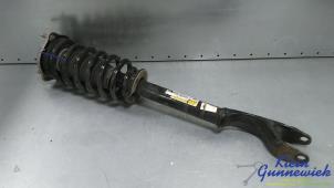 Gebruikte Schokdemperpoot links-voor Mercedes C-Klasse Prijs € 95,00 Margeregeling aangeboden door Klein Gunnewiek Autodemontage & Motorentechniek