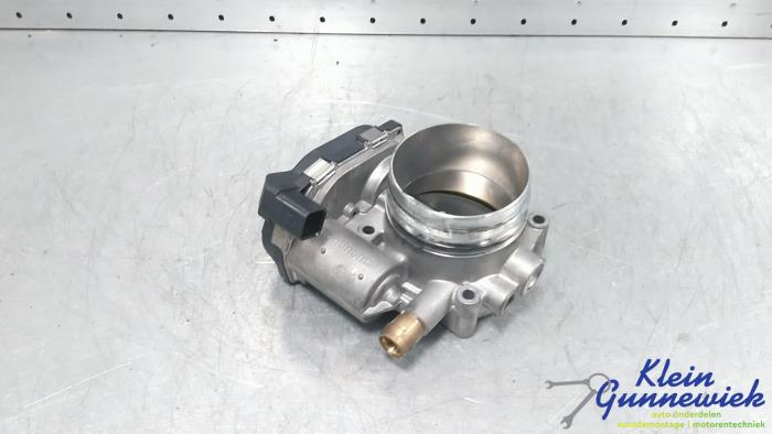 Gebruikte Gasklephuis BMW 4-Serie Prijs € 42,00 Margeregeling aangeboden door Klein Gunnewiek Autodemontage & Motorentechniek