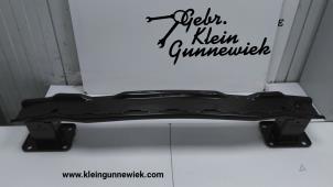 Gebruikte Bumperframe achter Ford Kuga Prijs € 70,00 Margeregeling aangeboden door Gebr.Klein Gunnewiek Ho.BV
