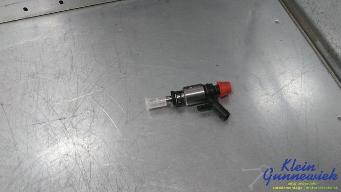 Gereviseerde Injector (benzine injectie) Volkswagen Tiguan Prijs € 78,65 Inclusief btw aangeboden door Klein Gunnewiek Autodemontage & Motorentechniek