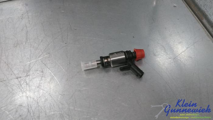 Gereviseerde Injector (benzine injectie) Volkswagen Tiguan Prijs € 78,65 Inclusief btw aangeboden door Klein Gunnewiek Autodemontage & Motorentechniek