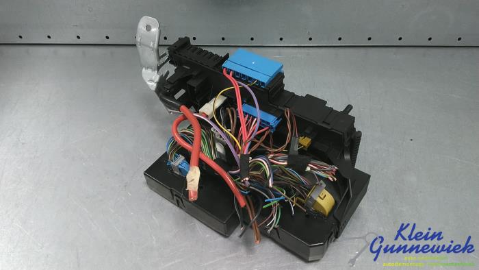 Gebruikte Bodycontrol Module Mercedes C-Klasse Prijs € 125,00 Margeregeling aangeboden door Klein Gunnewiek Autodemontage & Motorentechniek