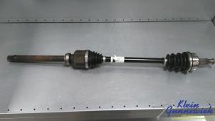 Gebruikte Steekas rechts-voor Opel Grandland X Prijs € 175,00 Margeregeling aangeboden door Klein Gunnewiek Autodemontage & Motorentechniek