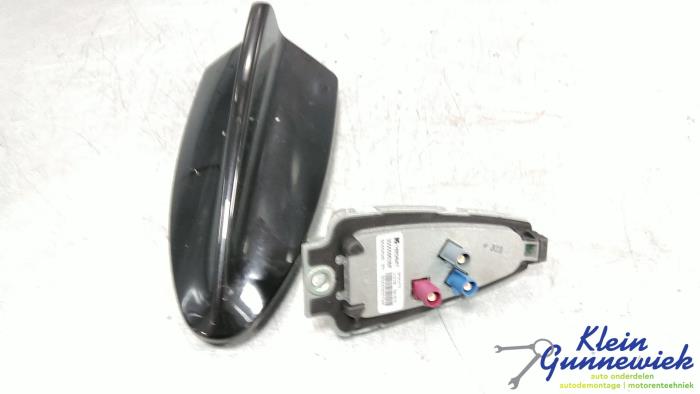 GPS Antenne van een BMW X5 2008