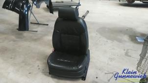 Gebruikte Stoel links Audi A8 Prijs € 125,00 Margeregeling aangeboden door Klein Gunnewiek Autodemontage & Motorentechniek