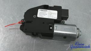 Gebruikte Schuifdak Motor Mercedes GLE Prijs € 95,00 Margeregeling aangeboden door Klein Gunnewiek Autodemontage & Motorentechniek