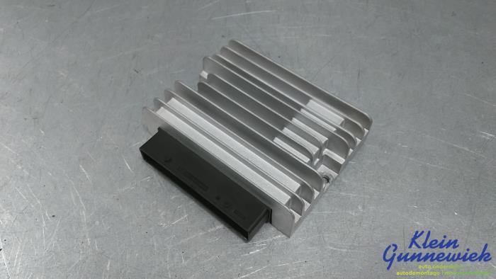 Gebruikte Radio module Mercedes GLE Prijs € 85,00 Margeregeling aangeboden door Klein Gunnewiek Autodemontage & Motorentechniek