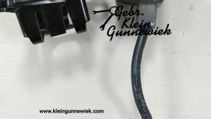 Gebruikte Spiegel camera rechts Mercedes GLE-Klasse Prijs € 275,00 Margeregeling aangeboden door Gebr.Klein Gunnewiek Ho.BV