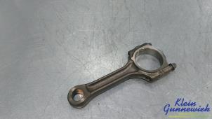 Gebruikte Drijfstang Opel Astra Prijs € 50,00 Margeregeling aangeboden door Klein Gunnewiek Autodemontage & Motorentechniek