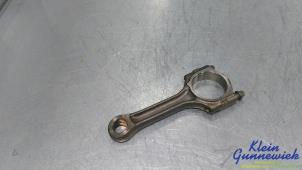 Gebruikte Drijfstang Opel Astra Prijs € 50,00 Margeregeling aangeboden door Klein Gunnewiek Autodemontage & Motorentechniek