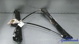 Gebruikte Raammechaniek 4Deurs links-voor BMW 1-Serie Prijs € 25,00 Margeregeling aangeboden door Klein Gunnewiek Autodemontage & Motorentechniek