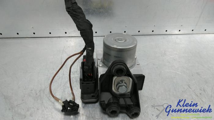 Gebruikte ABS Pomp Audi A4 Prijs € 376,00 Margeregeling aangeboden door Klein Gunnewiek Autodemontage & Motorentechniek