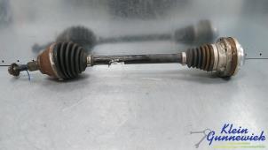 Gebruikte Homokineetas links-voor Volkswagen E-Golf Prijs € 165,00 Margeregeling aangeboden door Klein Gunnewiek Autodemontage & Motorentechniek