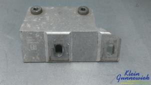 Gebruikte Motorrubber BMW I4 Prijs € 20,00 Margeregeling aangeboden door Klein Gunnewiek Autodemontage & Motorentechniek