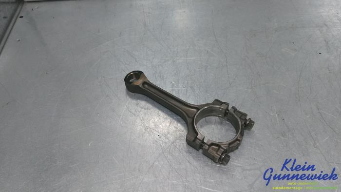 Gebrauchte Drijfstang Opel Karl Preis € 36,00 Margenregelung angeboten von Klein Gunnewiek Autodemontage & Motorentechniek