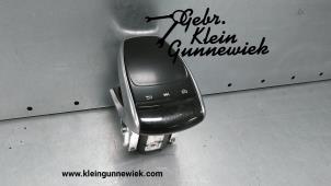 Gebruikte MMI schakelaar Mercedes C-Klasse Prijs € 95,00 Margeregeling aangeboden door Gebr.Klein Gunnewiek Ho.BV