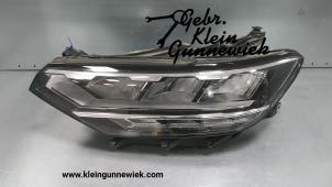 Gebruikte Linker Koplamp Volkswagen Passat Prijs op aanvraag aangeboden door Gebr.Klein Gunnewiek Ho.BV