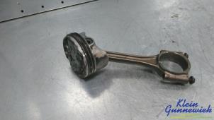 Gebruikte Drijfstang Opel Crossland X Prijs € 100,00 Margeregeling aangeboden door Klein Gunnewiek Autodemontage & Motorentechniek