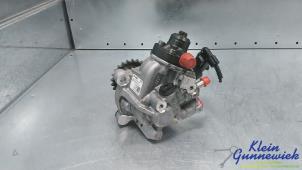 Gebruikte Brandstofpomp Mechanisch Mercedes E-Klasse Prijs € 260,00 Margeregeling aangeboden door Klein Gunnewiek Autodemontage & Motorentechniek