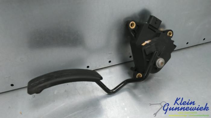 Gebruikte Gaspedaalpositie Sensor Renault Clio Prijs € 30,00 Margeregeling aangeboden door Klein Gunnewiek Autodemontage & Motorentechniek
