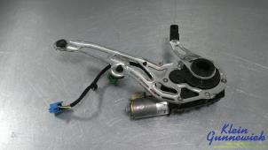 Gebruikte Achterklep motor Mercedes E-Klasse Prijs € 195,00 Margeregeling aangeboden door Klein Gunnewiek Autodemontage & Motorentechniek