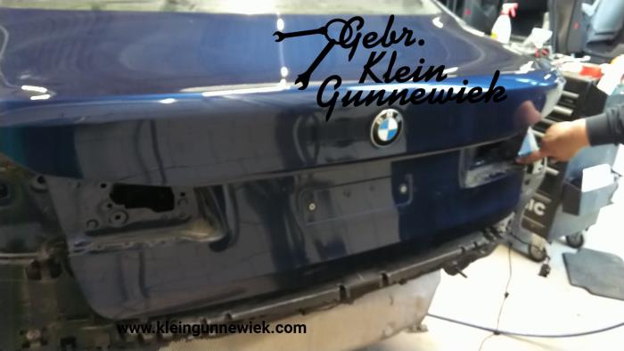 Kofferdeksel van een BMW 5-Serie 2017