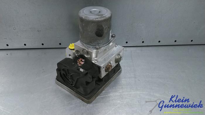 Gebruikte ABS Pomp BMW 5-Serie Prijs € 388,00 Margeregeling aangeboden door Klein Gunnewiek Autodemontage & Motorentechniek