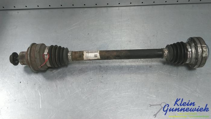 Gebruikte Steekas rechts-achter Audi Q5 Prijs € 82,00 Margeregeling aangeboden door Klein Gunnewiek Autodemontage & Motorentechniek