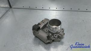 Gebruikte Gasklephuis Ford Focus Prijs € 35,00 Margeregeling aangeboden door Klein Gunnewiek Autodemontage & Motorentechniek