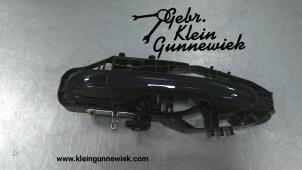 Gebruikte Deurgreep 4Deurs rechts-achter Ford Fiesta Prijs € 35,00 Margeregeling aangeboden door Gebr.Klein Gunnewiek Ho.BV