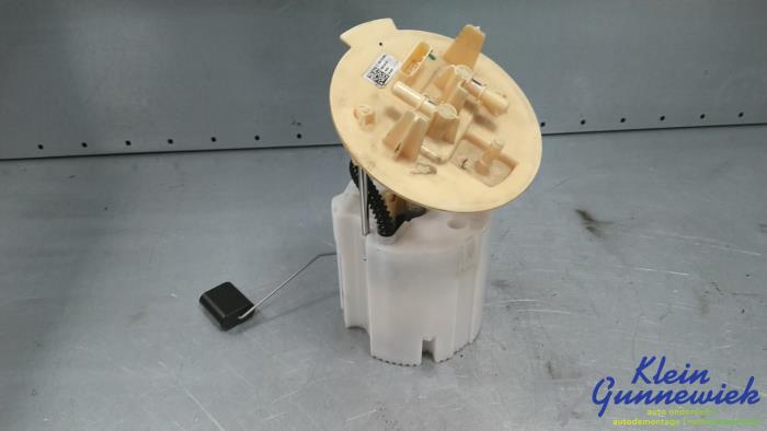 Gebruikte Tank element Pomp Mercedes E-Klasse Prijs € 89,00 Margeregeling aangeboden door Klein Gunnewiek Autodemontage & Motorentechniek