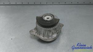 Gebruikte Motorrubber Mercedes E-Klasse Prijs € 45,00 Margeregeling aangeboden door Klein Gunnewiek Autodemontage & Motorentechniek