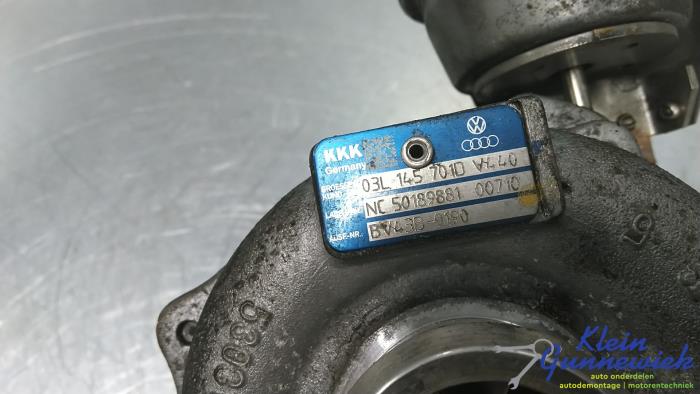 Turbo van een Audi A4 2012