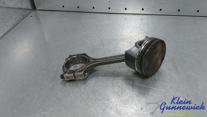Gebruikte Zuiger Kia Picanto Prijs € 110,00 Margeregeling aangeboden door Klein Gunnewiek Autodemontage & Motorentechniek