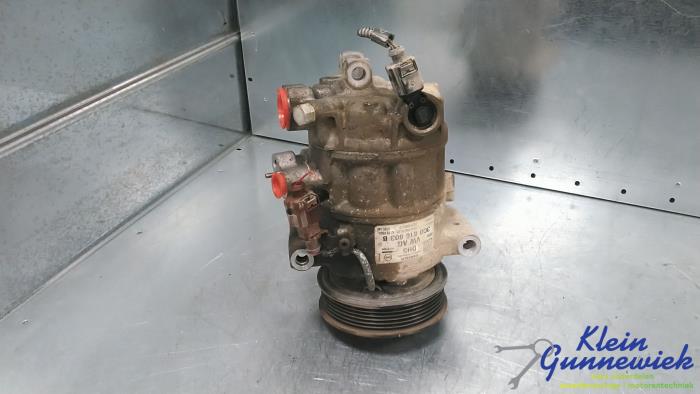 Gebruikte Aircopomp Volkswagen Transporter Prijs € 60,00 Margeregeling aangeboden door Klein Gunnewiek Autodemontage & Motorentechniek