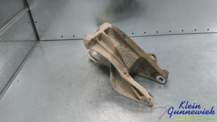 Gebruikte Motorrubber Volkswagen Transporter Prijs € 32,00 Margeregeling aangeboden door Klein Gunnewiek Autodemontage & Motorentechniek