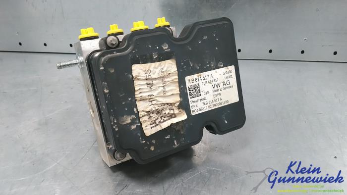 ABS Pomp van een Volkswagen Transporter 2020