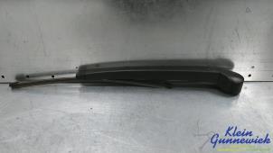 Gebruikte Ruitenwisserarm achter Volkswagen T-Roc Prijs € 20,00 Margeregeling aangeboden door Klein Gunnewiek Autodemontage & Motorentechniek