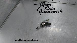 Gebruikte Injector (benzine injectie) Volkswagen T-Roc Prijs € 90,00 Margeregeling aangeboden door Gebr.Klein Gunnewiek Ho.BV