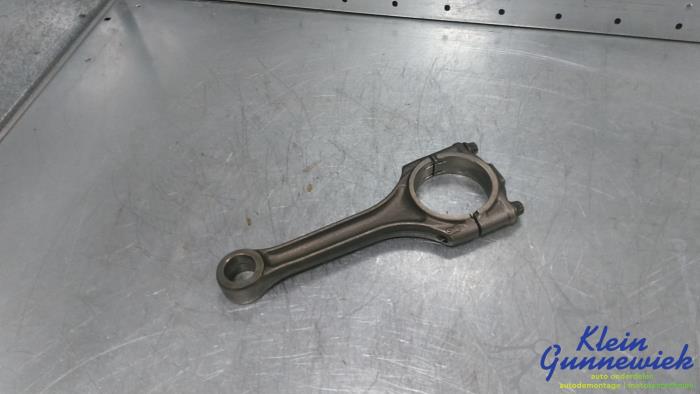 Drijfstang van een Audi A4 2002